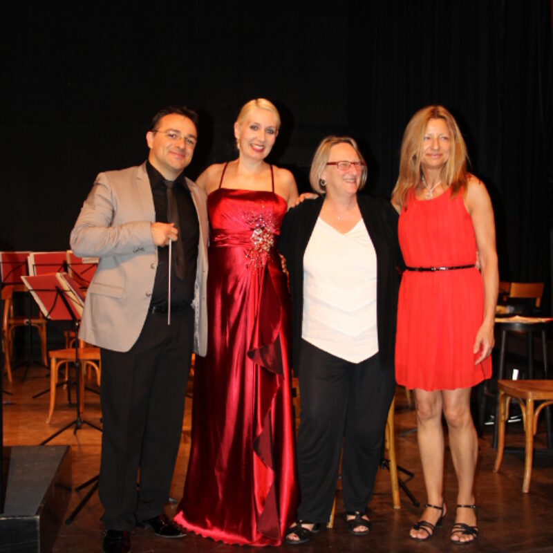 2013 - Adyar Theater in Paris- Massimiliano Donninelli (conductor), Elena Glazyrina (Soprano), Viviana Cambissa (Concert sponsor) and Jasmina Kulaglich (friend and pianist) after the concert